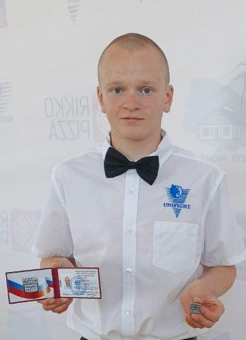 Садовников Павел.